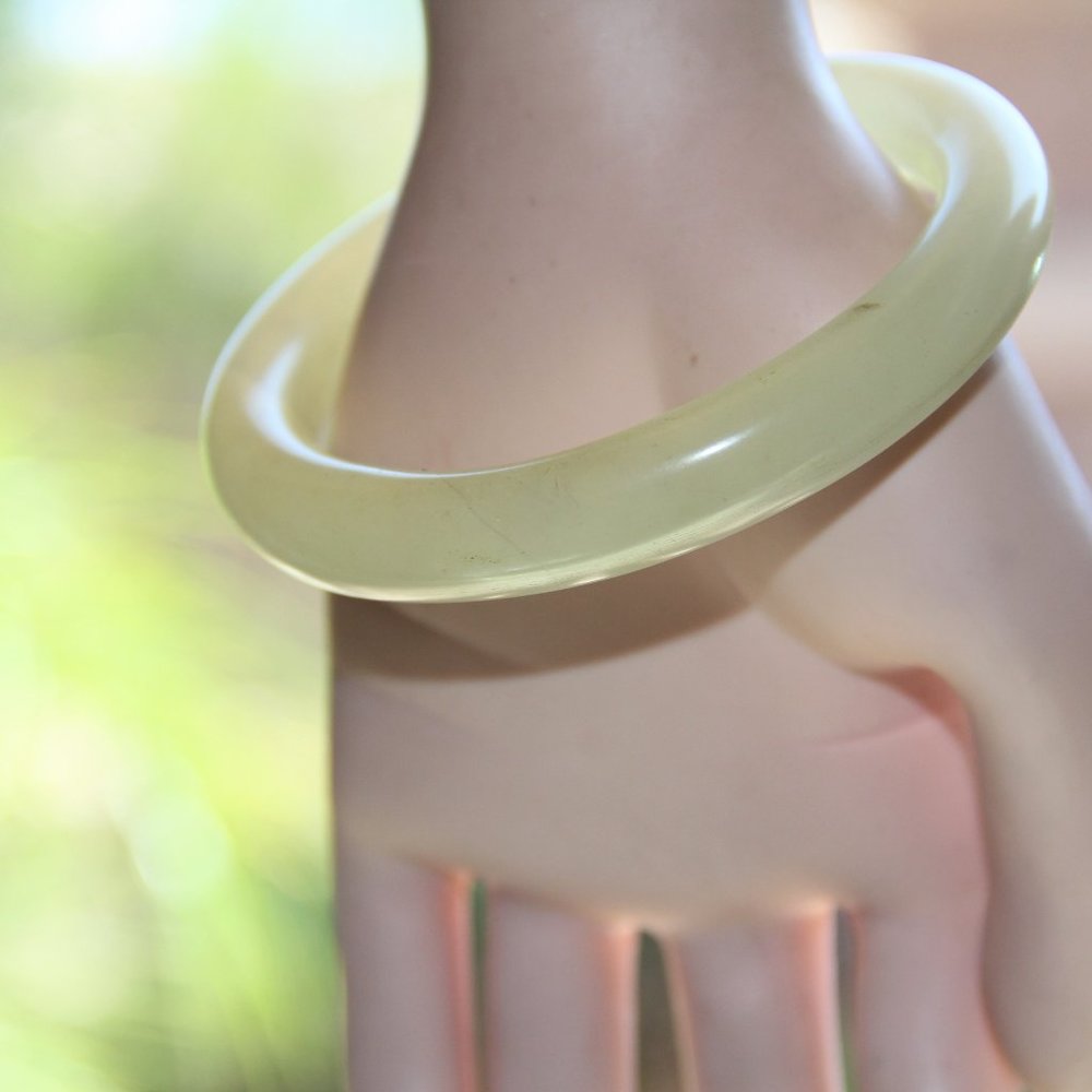 Solid Jade Round Bangle Bracelet - image 8